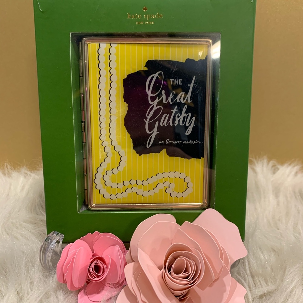 Kate Spade A Way With Words ID Holder